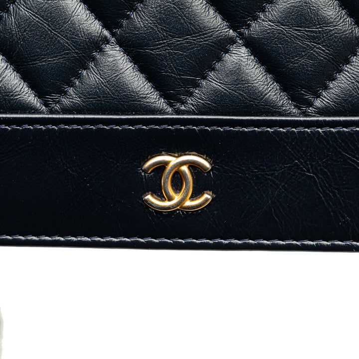 Quilted Aged Calfskin Gabrielle Wallet On Chain Black - Gaby Paris
