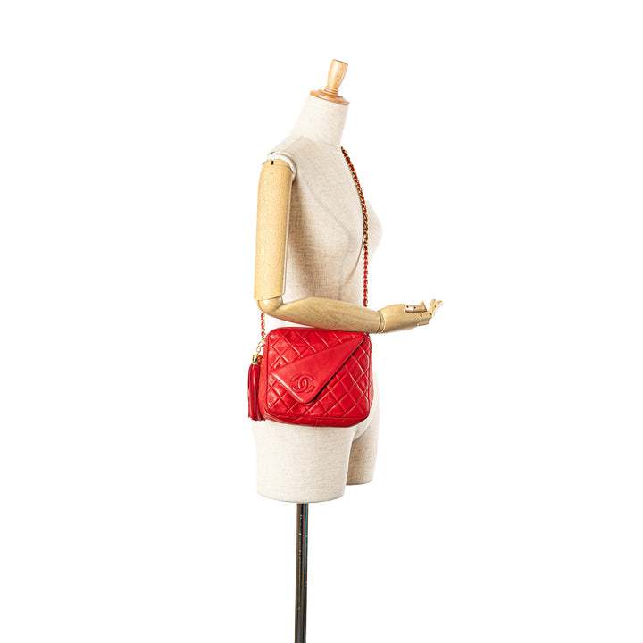 CC Quilted Lambskin Tassel Camera Bag Red - Gaby Paris