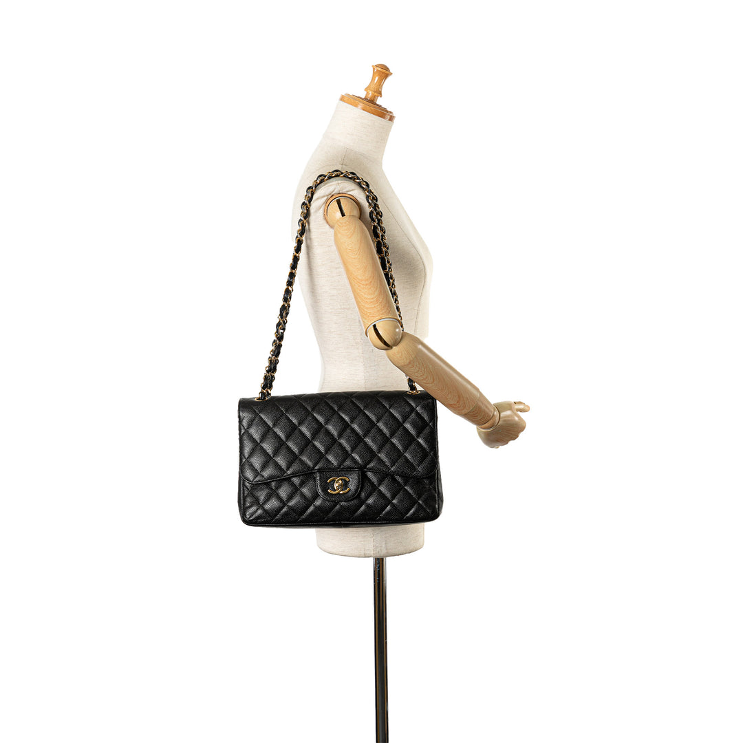 Chanel Jumbo Classic Caviar Double rabat Noir