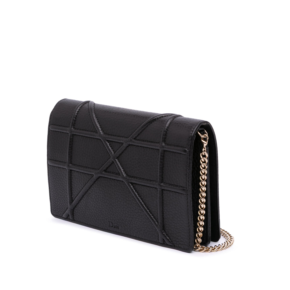 Grained Calfskin Diorama Wallet on Chain Black - Gaby Paris