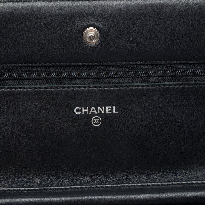 Chanel CC Matelassé Wallet on Chain Noir