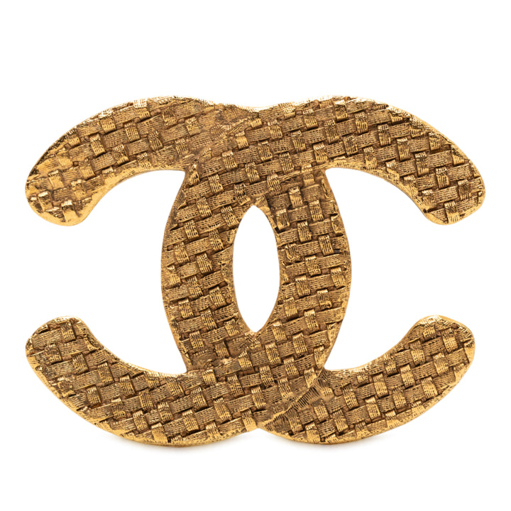 Chanel CC plaqué Woven Broche – GABY PARIS Authentique