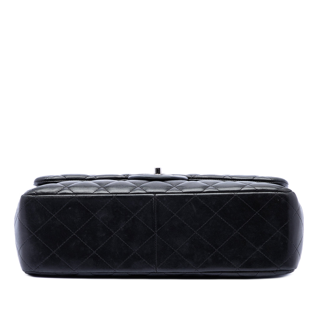 Chanel Jumbo Classic Cuir d’agneau Double rabat