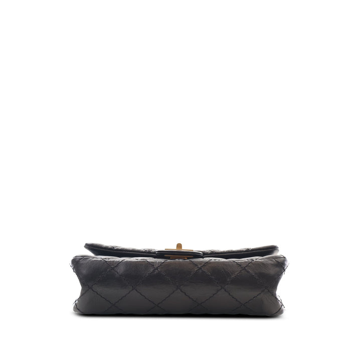Chanel Ceinture Matelassé vieilli Reissue 2.55 à rabat Cuir de veau Noir – vue 3 – GABY PARIS
