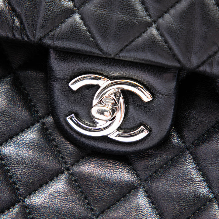 Chanel Matelassé Urban Spirit Sac à dos Grand Cuir d'agneau Noir