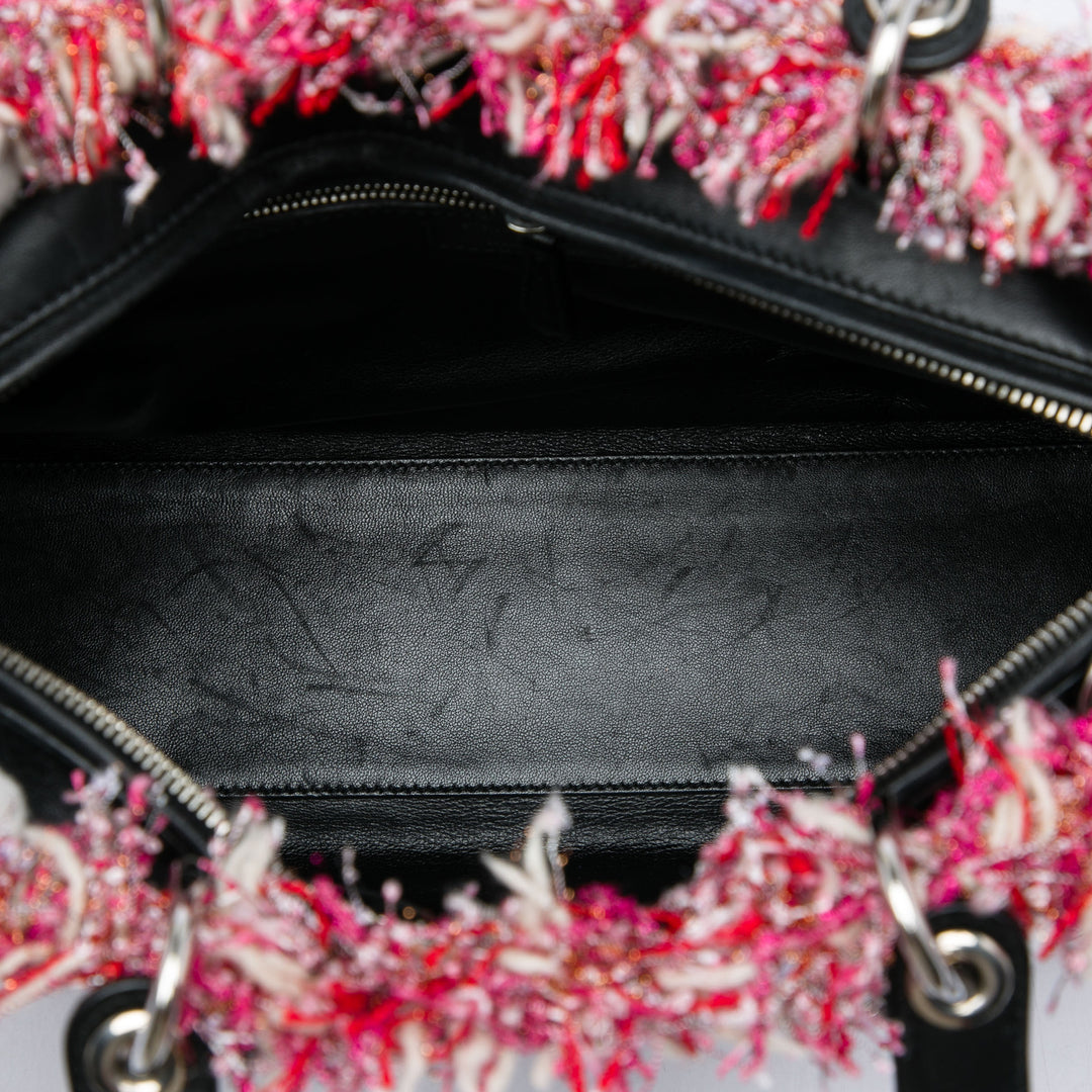 Dior Lady Dior Cannage Fringe Grand Tweed Rose – vue 4 – GABY PARIS