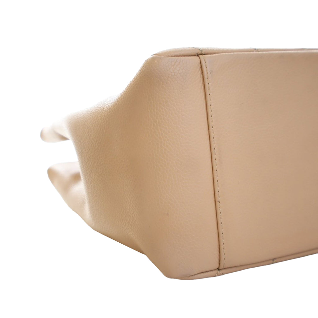 Chanel Caviar Grand Shopping Cabas