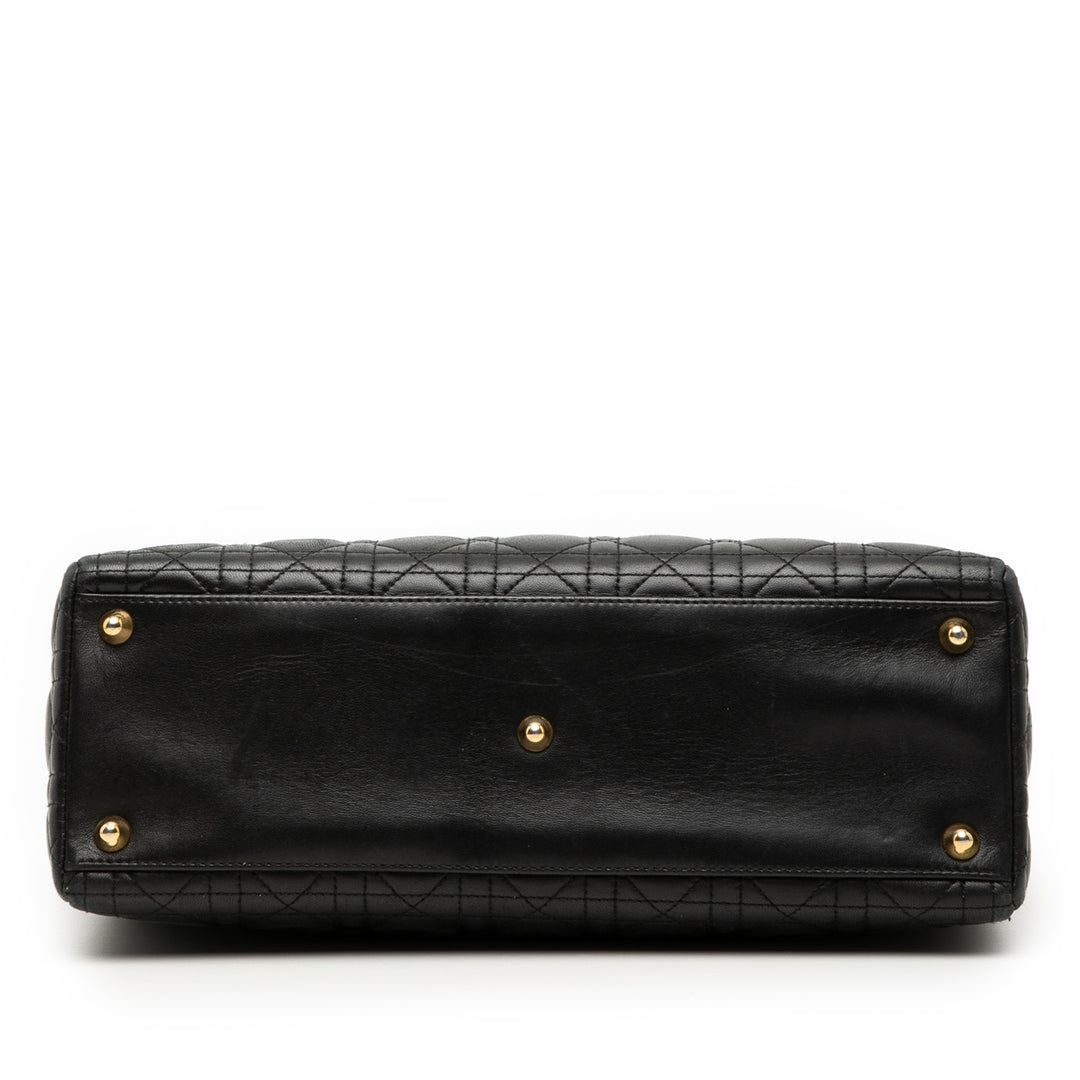 Dior Large Cuir d’agneau Cannage Lady Dior