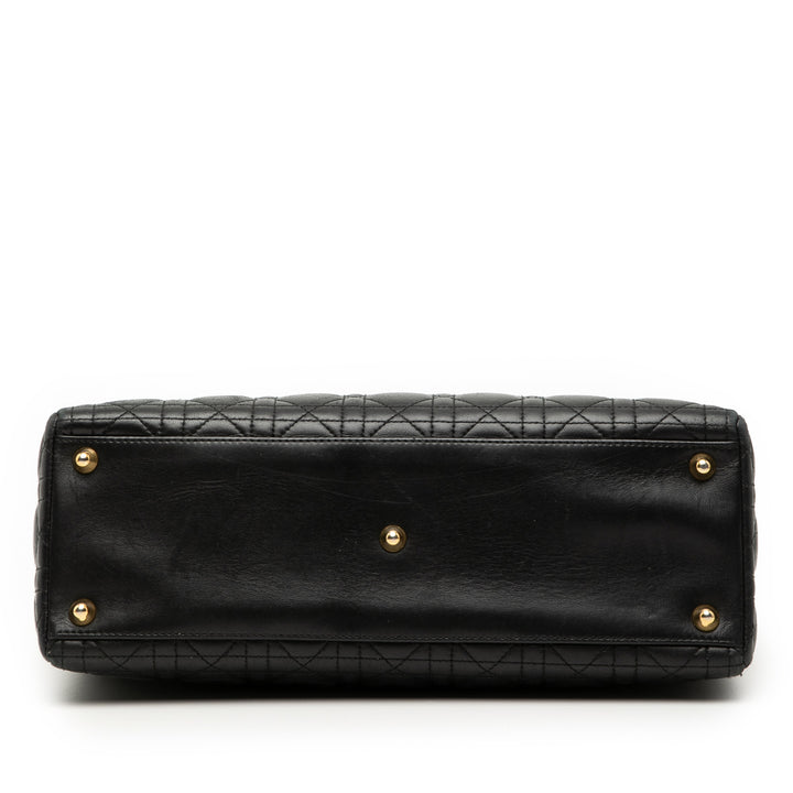 Dior Large Cuir d’agneau Cannage Lady Dior