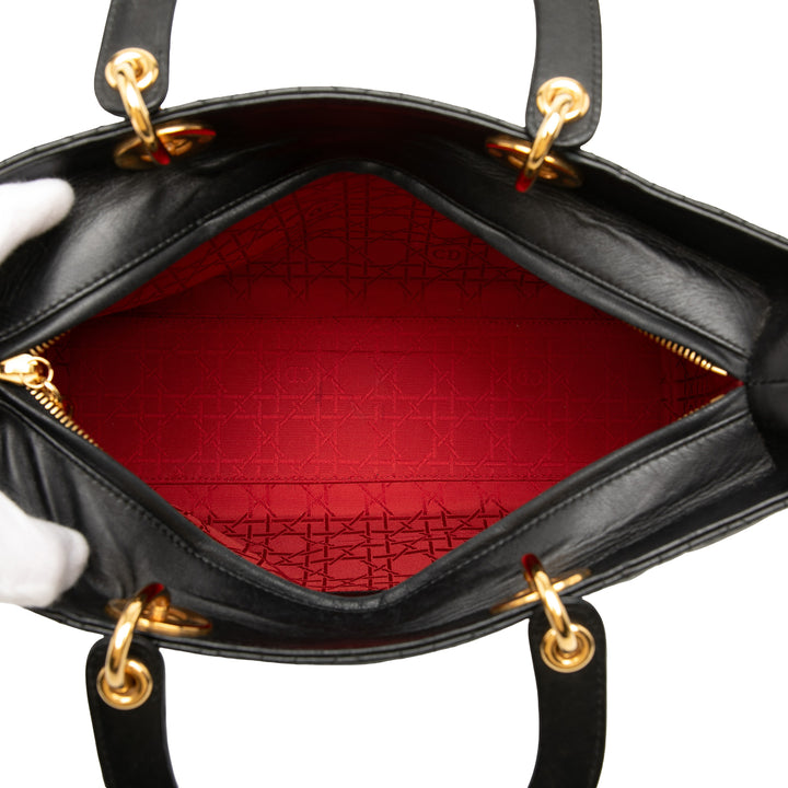 Dior Large Cuir d’agneau Cannage Lady Dior