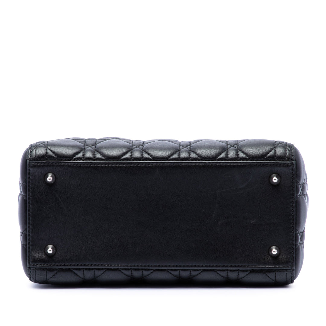 Dior Medium Cuir d’agneau Cannage Lady Dior