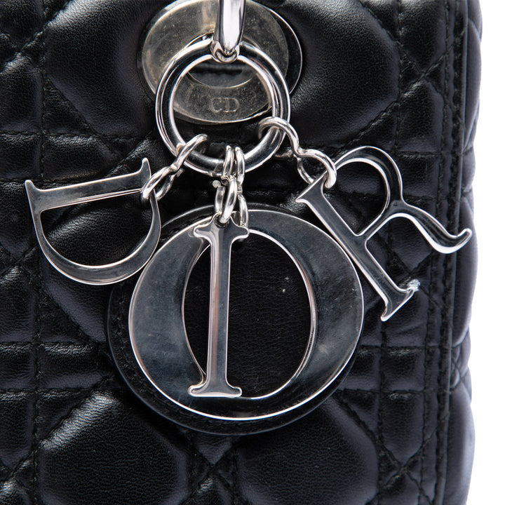 Dior Medium Cuir d’agneau Cannage Lady Dior