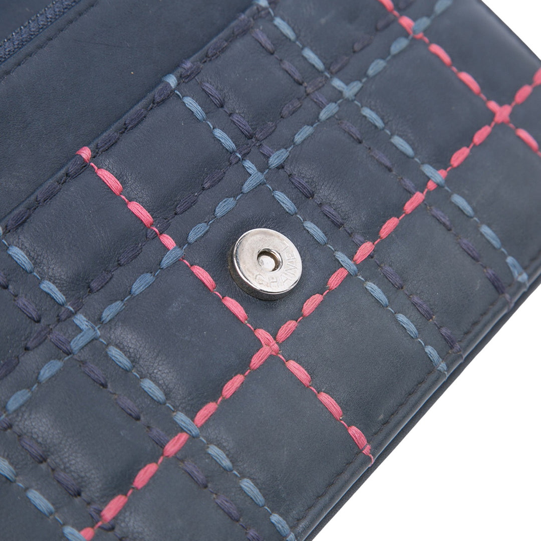 Chanel CC Square Stitched Cuir de veau Wallet on Chain Bleu