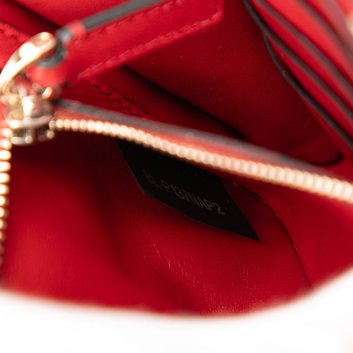 Valentino Cuir Rockstud Spike Wallet on Chain