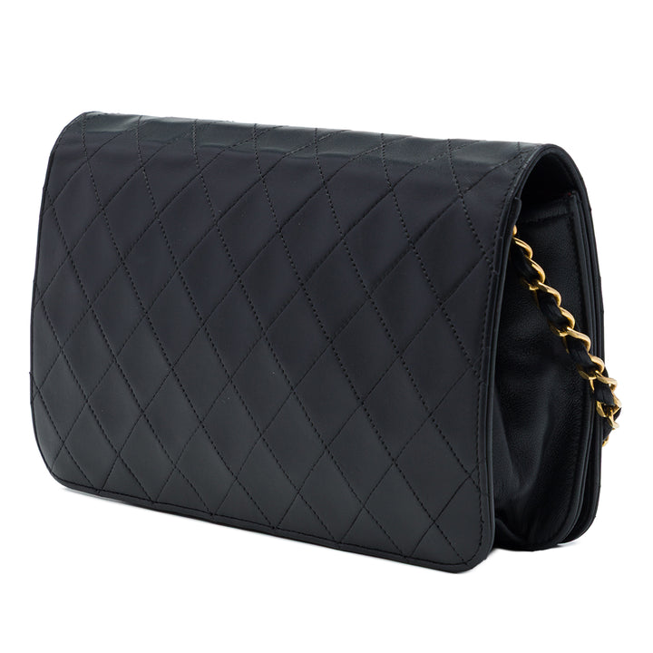 Chanel CC Matelassé Full Rabat simple Cuir d'agneau Noir – vue 2 – GABY PARIS