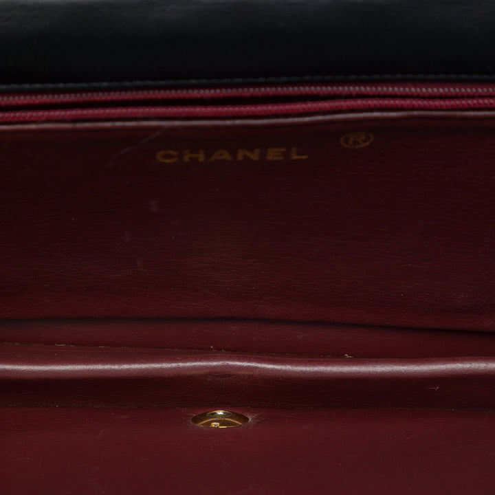 Chanel CC Matelassé Full Rabat simple Cuir d'agneau Noir – vue 4 – GABY PARIS