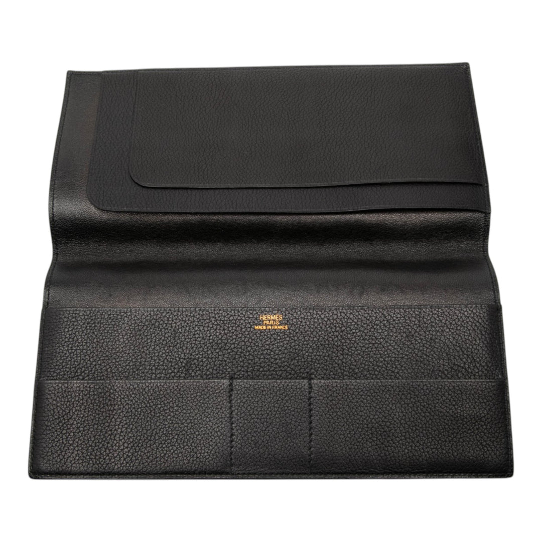 Hermès Cuir Bifold Passport Holder
