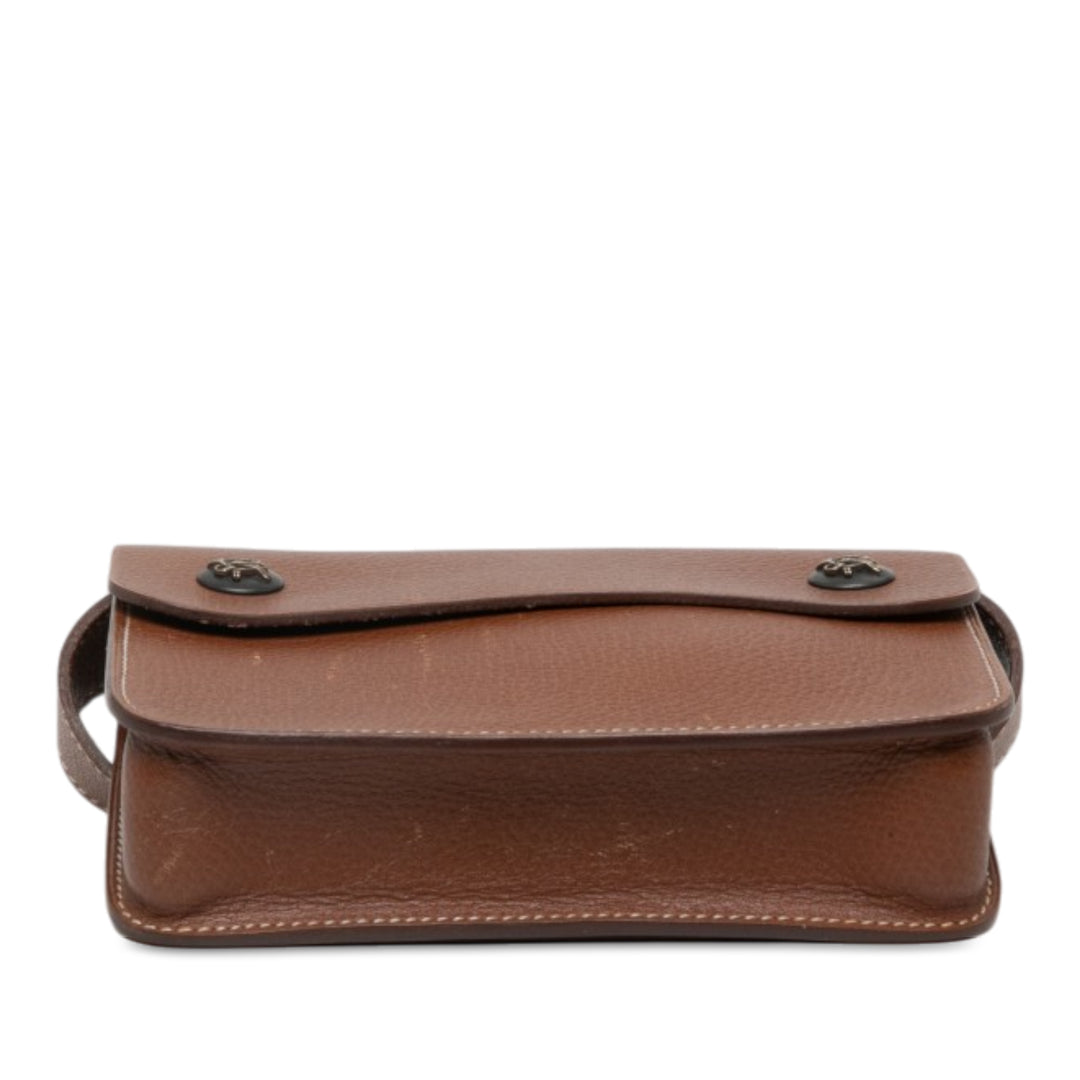 Hermès Courchevel Pochette Waist Sac Marron – vue 3 – GABY PARIS