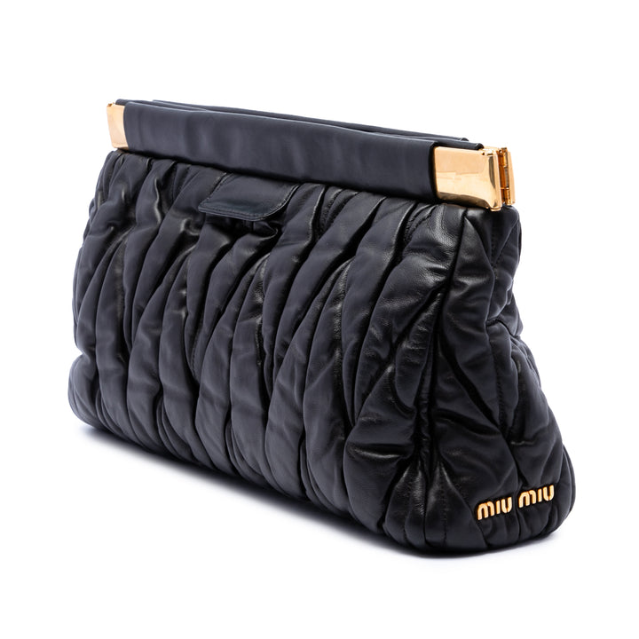 Miu Miu Matelasse Armature Pochette Cuir nappa