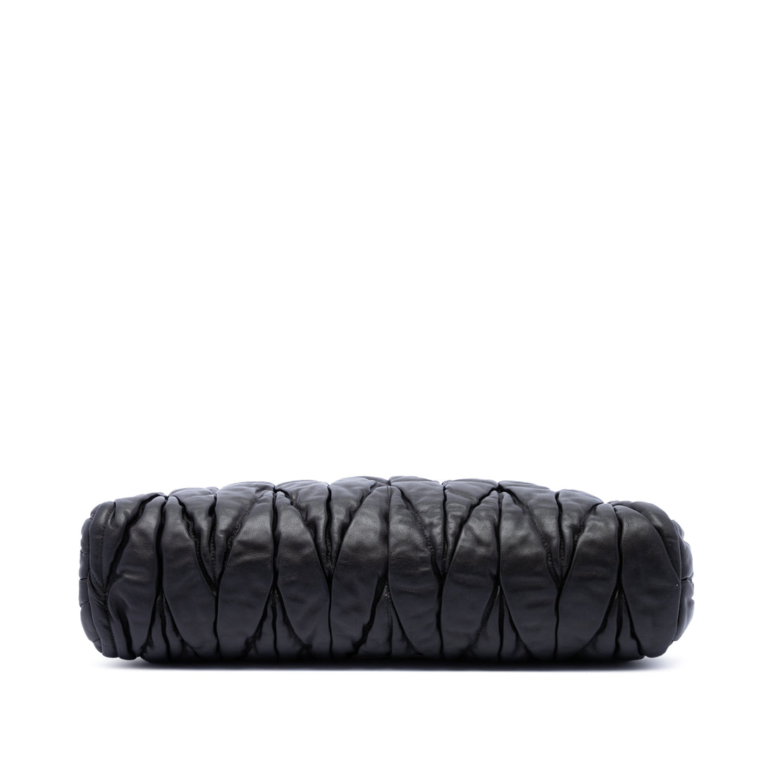 Miu Miu Matelasse Armature Pochette Cuir nappa