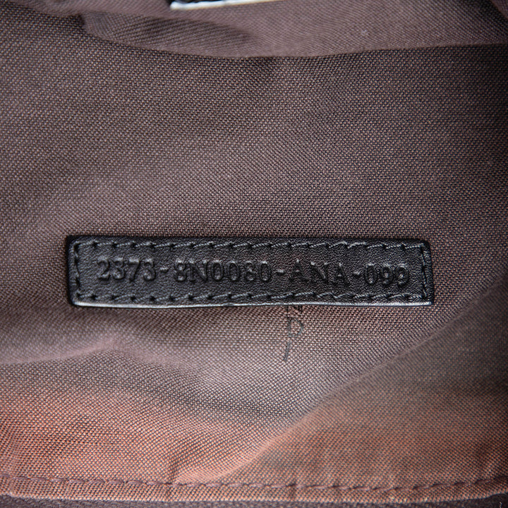 Fendi Zucca Toile à rabat Wristlet Pochette