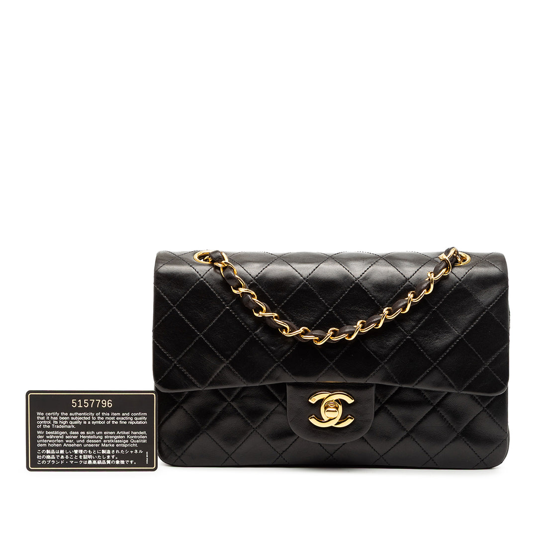 Chanel Small Classic Cuir d’agneau Double rabat – GABY PARIS Authentique