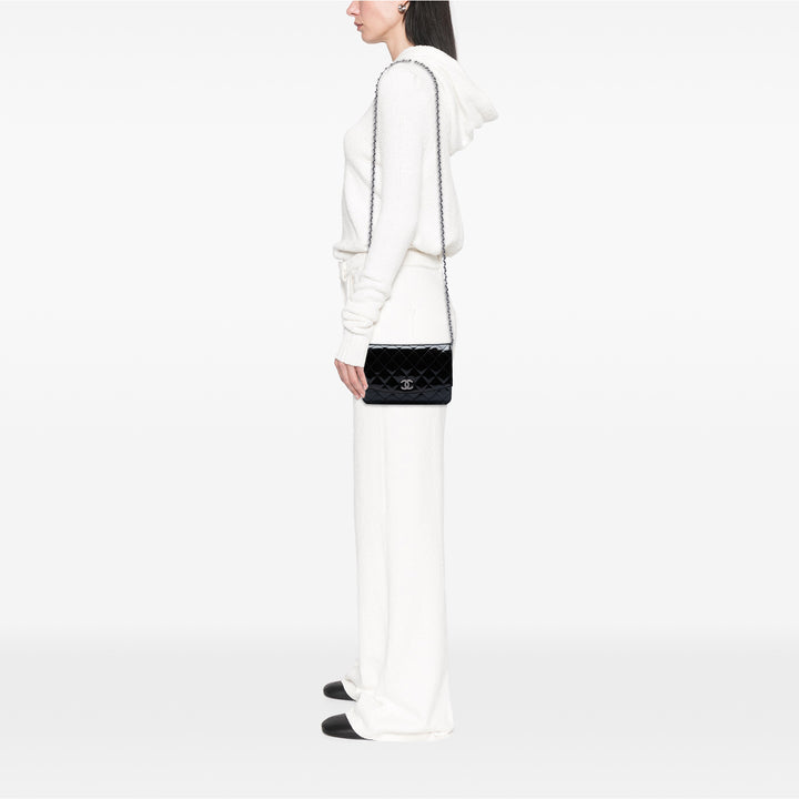 Chanel CC Matelassé Cuir verni Brilliant Wallet on Chain