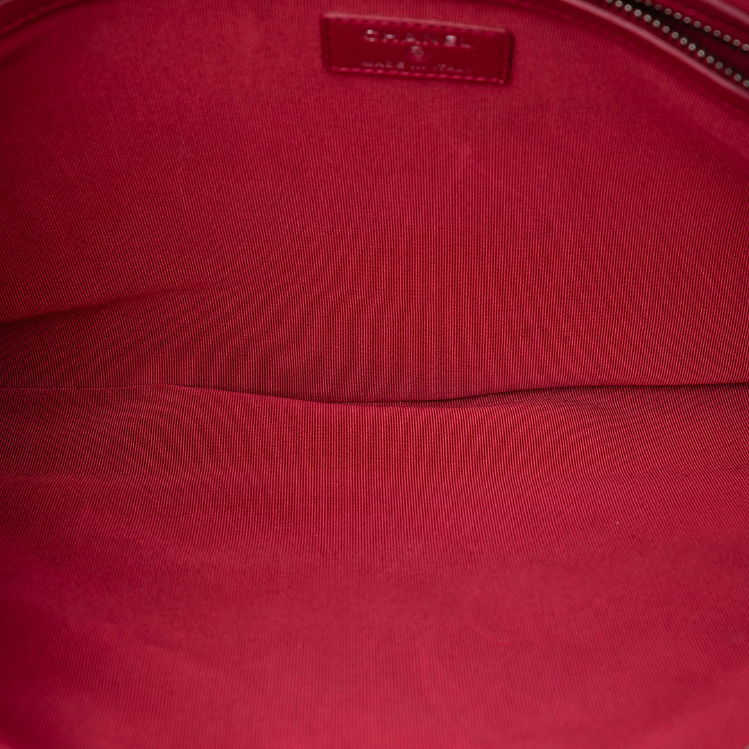 Chanel Large vieilli Cuir de veau Gabrielle O Étui Pochette