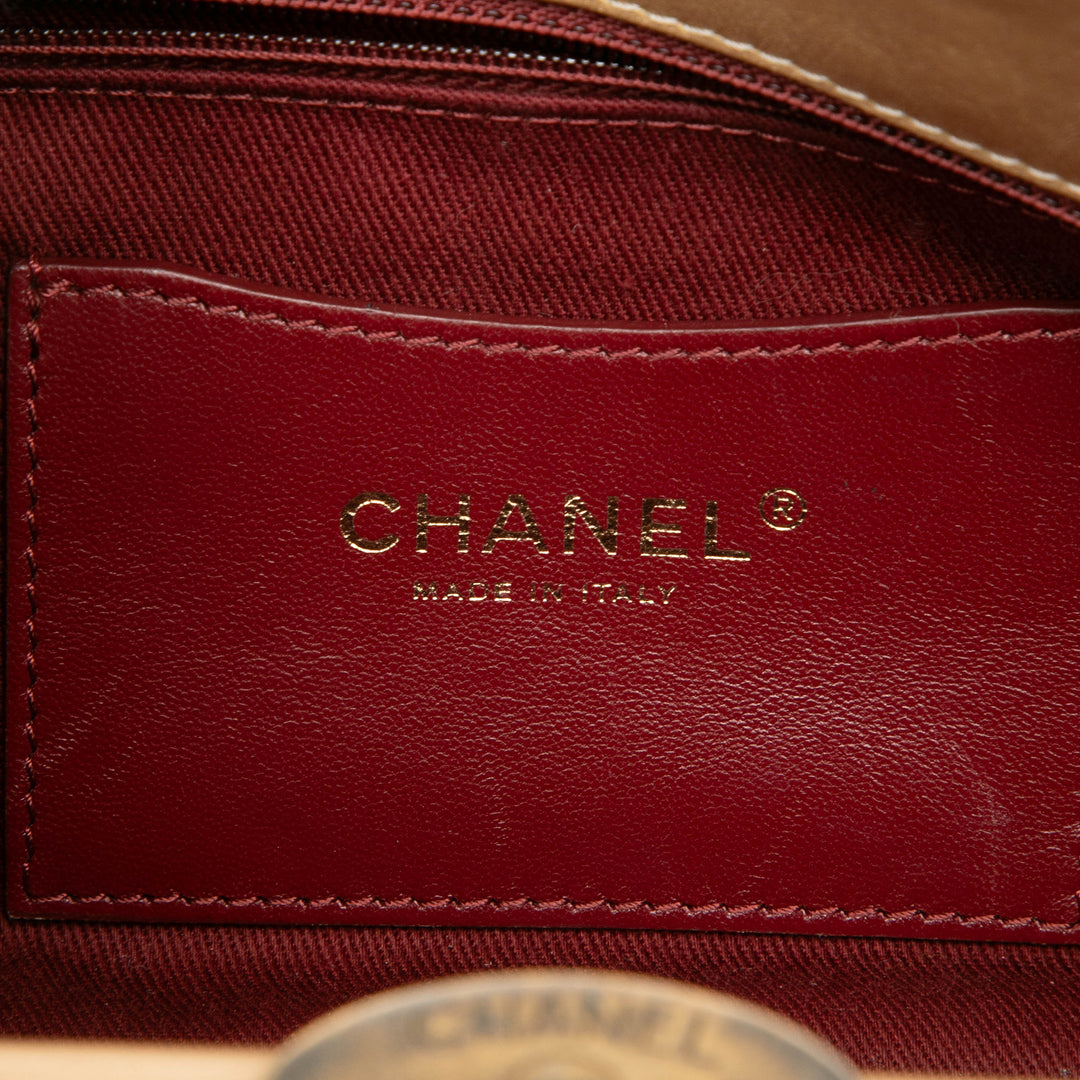 Chanel Medium vieilli Cuir de veau Just Mademoiselle Bowling Sac