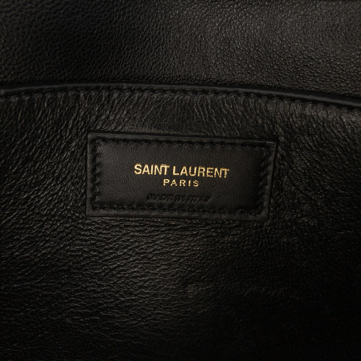 Saint Laurent Matelassé Cuir de veau Victoire Chain Sac porté croisé