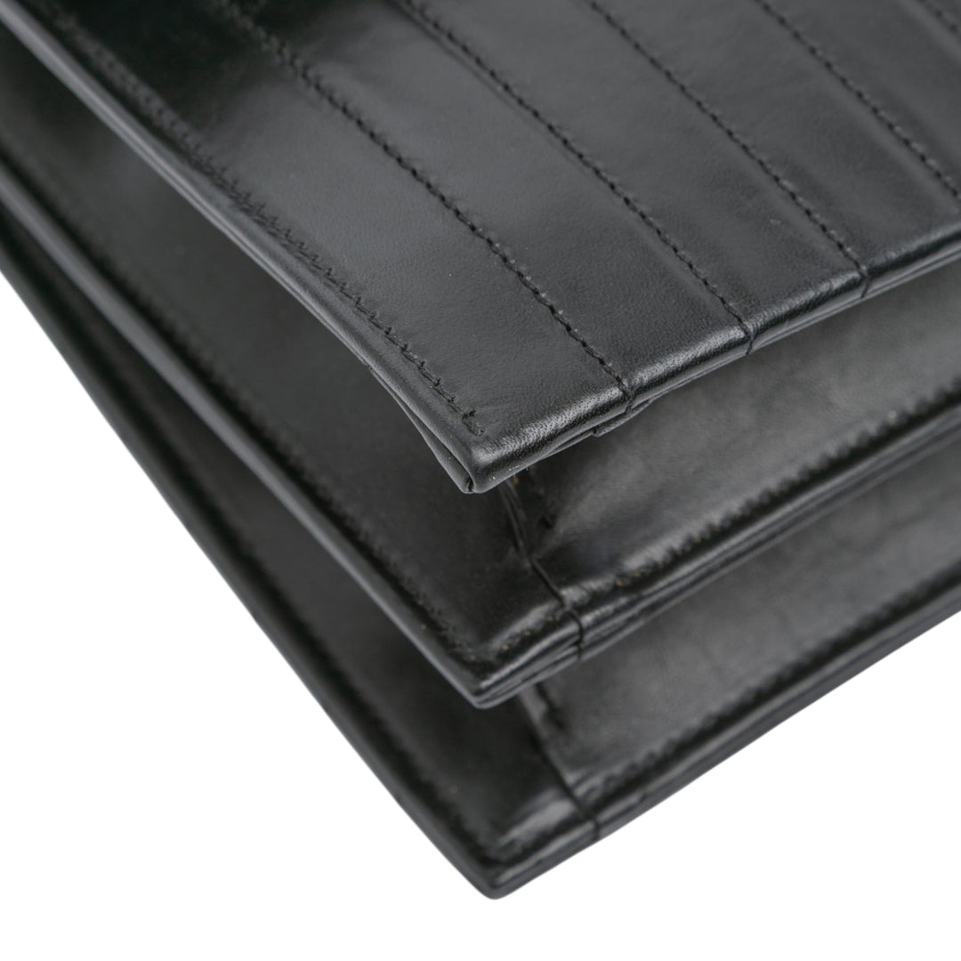 Saint Laurent Matelassé Cuir de veau Victoire Chain Sac porté croisé