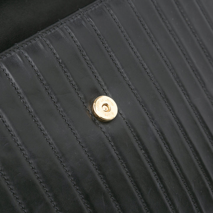 Saint Laurent Matelassé Cuir de veau Victoire Chain Sac porté croisé