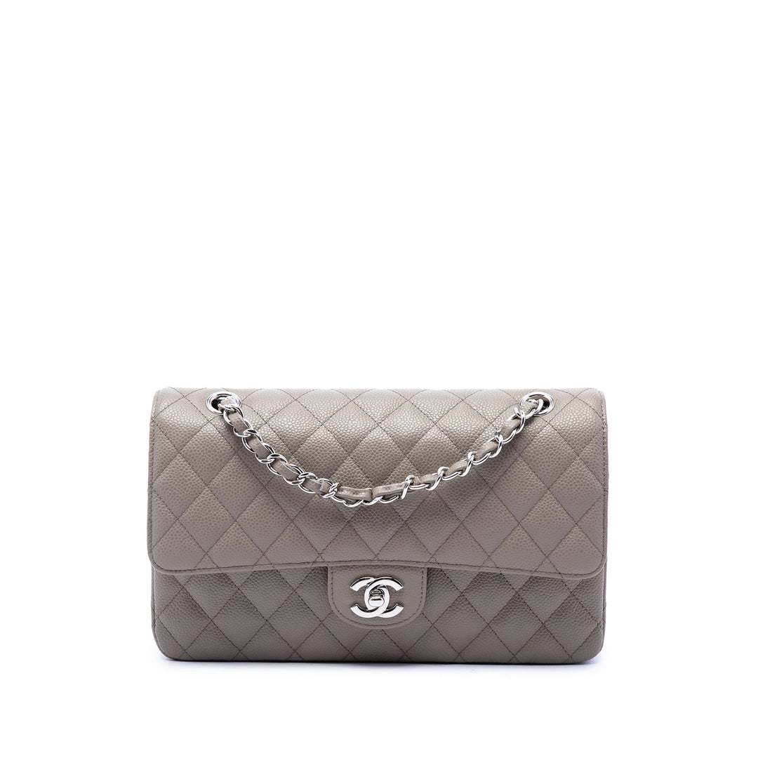 Chanel Sac porté épaule Classic Double rabat Moyen Cuir caviar Marron – vue principale – GABY PARIS