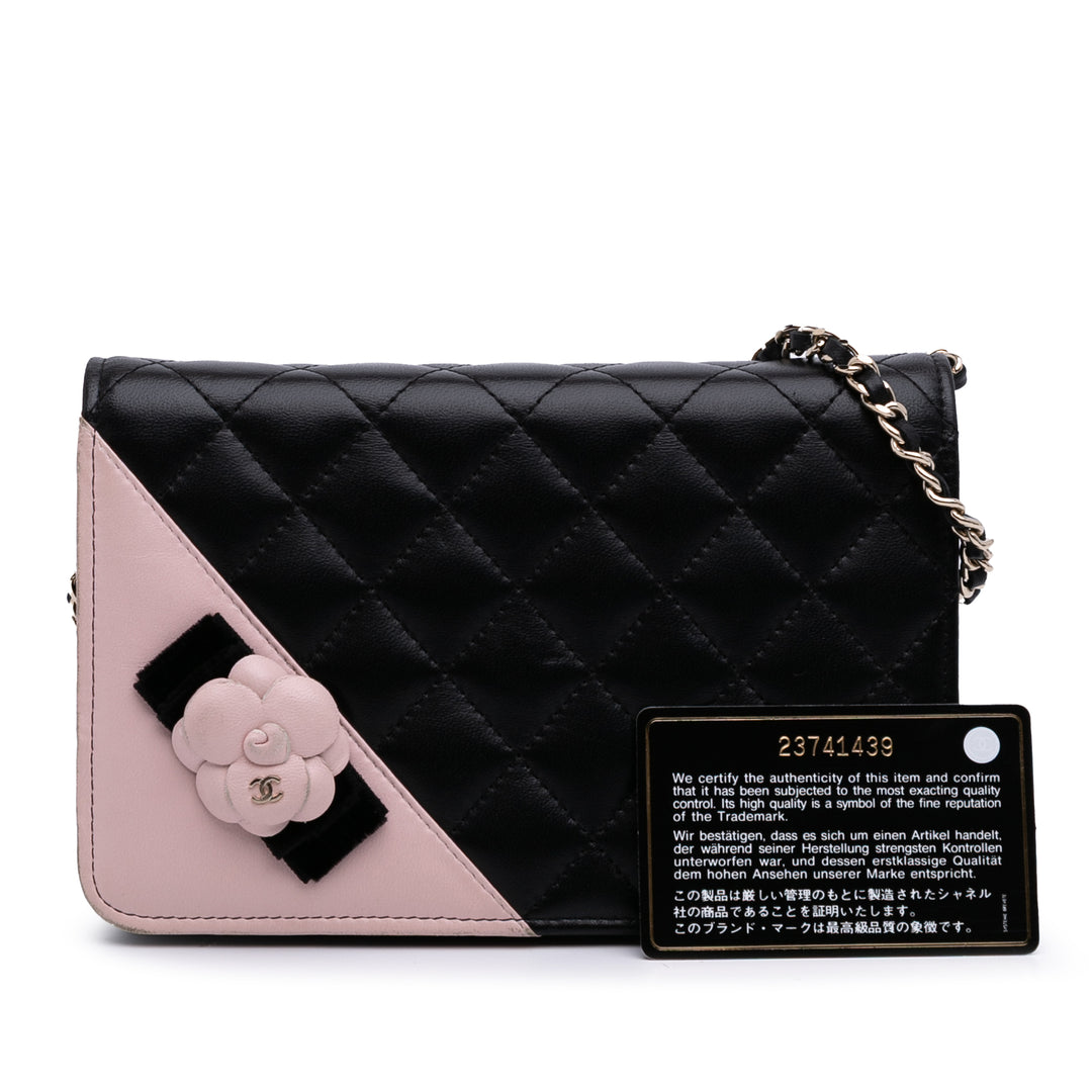 Bicolor Quilted Lambskin Camellia Wallet on Chain Black - Gaby Paris