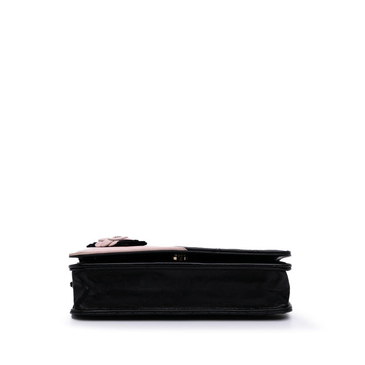 Bicolor Quilted Lambskin Camellia Wallet on Chain Black - Gaby Paris
