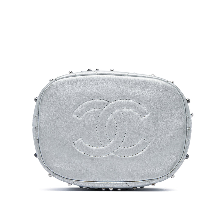 Métallisé Chevron Stud Wars Sac à cordon seau Petit Cuir d'agneau Argenté
