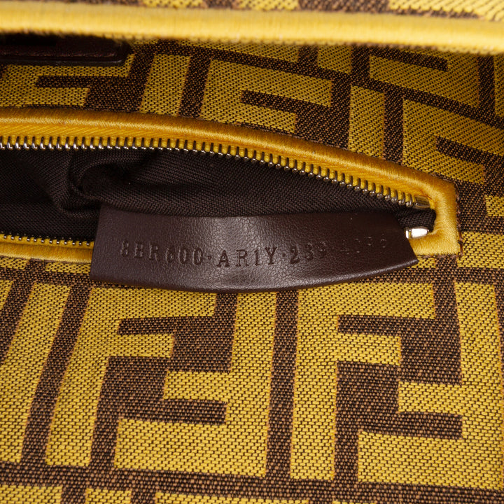 Fendi FRGMT x Zucca brodé Toile Baguette Sac