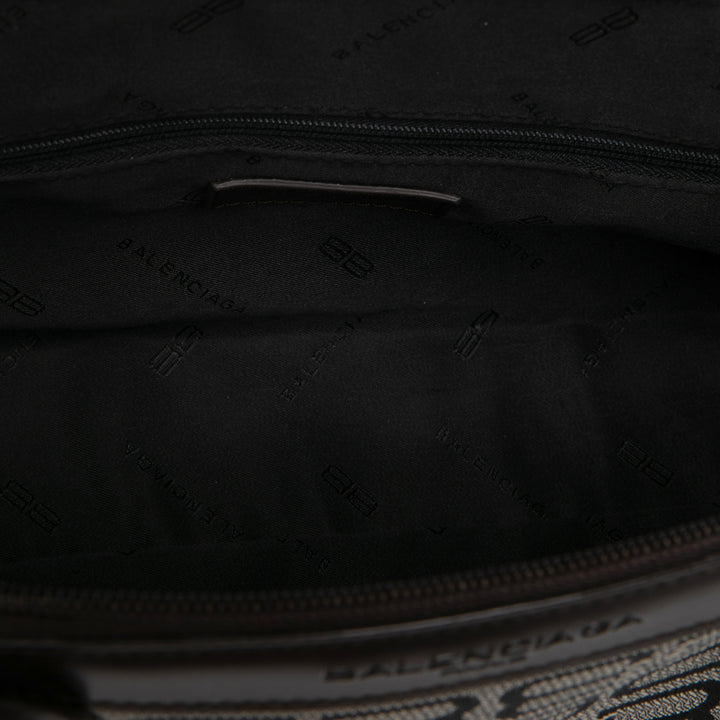 Balenciaga Sac BB Monogram Gris – vue 4 – GABY PARIS