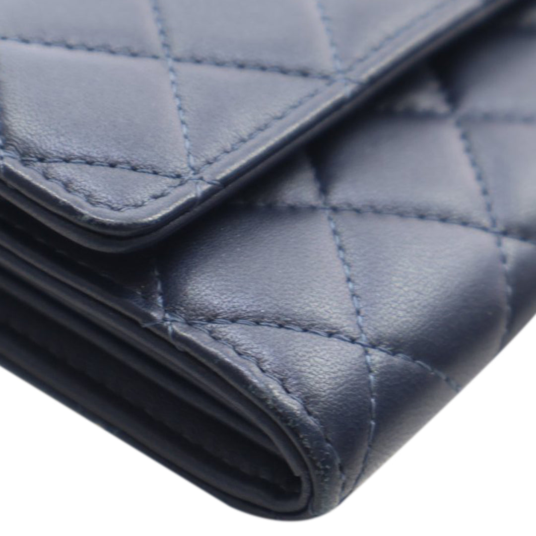 Chanel Mini CC Matelassé Cuir d’agneau Perle Wallet on Chain