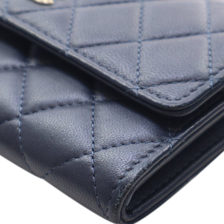 Chanel Mini CC Matelassé Cuir d’agneau Perle Wallet on Chain