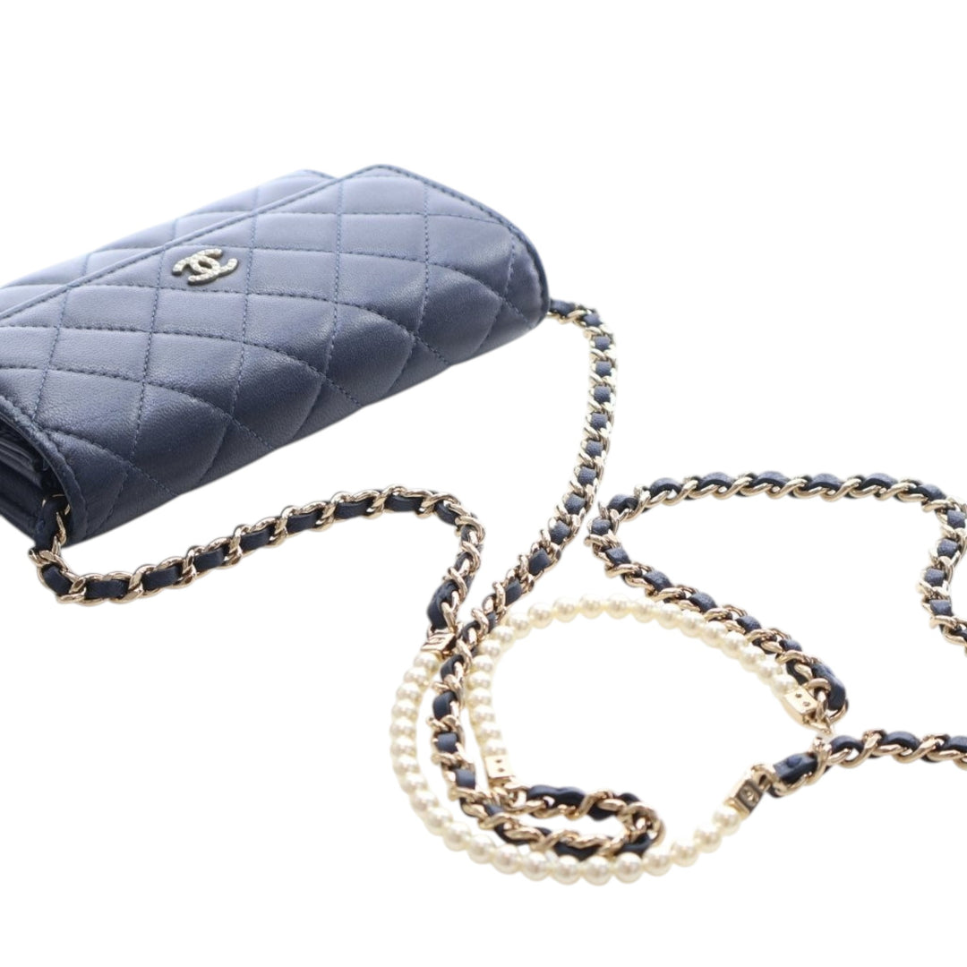 Chanel Mini CC Matelassé Cuir d’agneau Perle Wallet on Chain