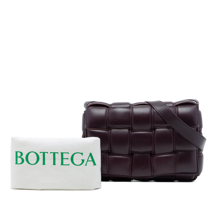 Bottega Veneta Intrecciato Padded Cassette Sac nappa Rouge – vue 7 – GABY PARIS