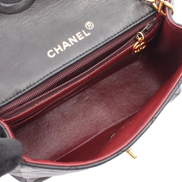 Chanel Mini Square Classic Cuir d’agneau Simple rabat