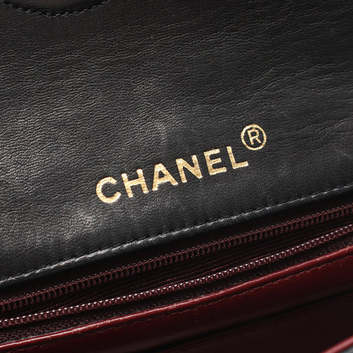 Chanel Mini Square Classic Cuir d’agneau Simple rabat