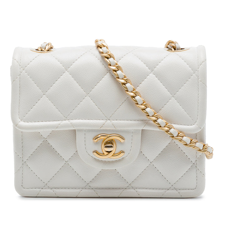 Chanel Matelassé Sweet à rabat Mini Cuir caviar