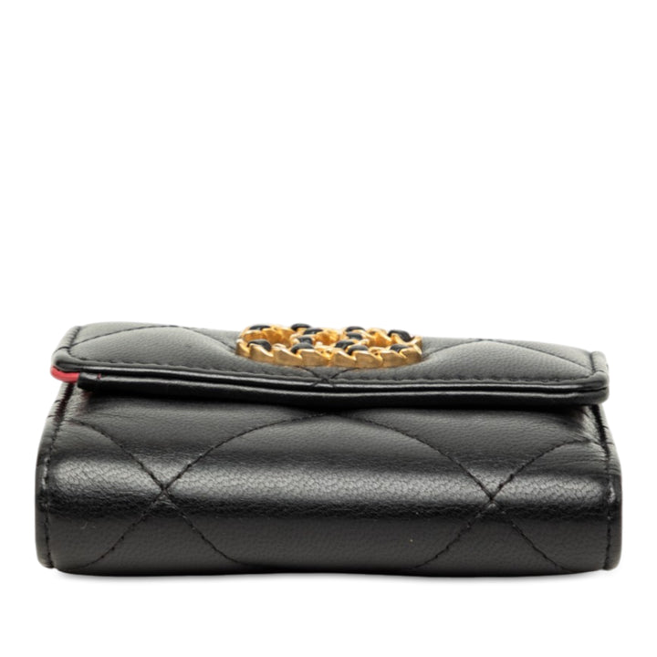 Chanel Matelassé 19 à rabat Portefeuille Cuir d'agneau