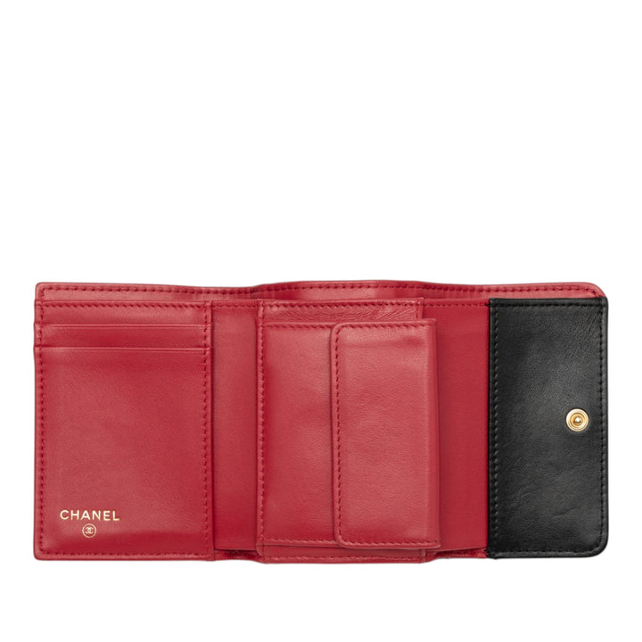 Chanel Matelassé 19 à rabat Portefeuille Cuir d'agneau