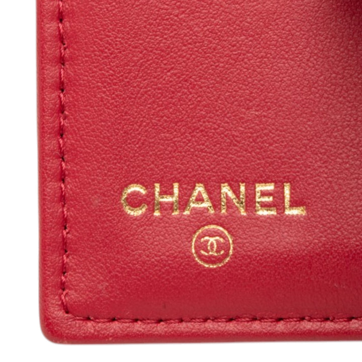 Chanel Matelassé 19 à rabat Portefeuille Cuir d'agneau