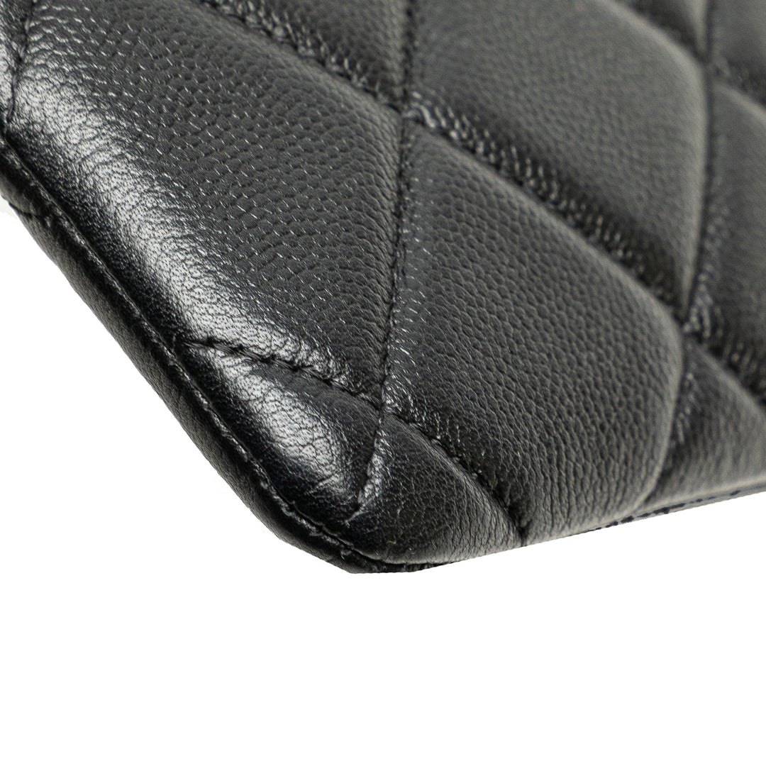 CC Quilted Caviar Pouch Black - Gaby Paris