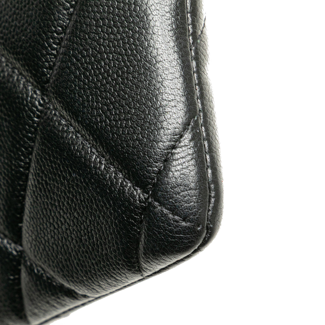 CC Quilted Caviar Pouch Black - Gaby Paris